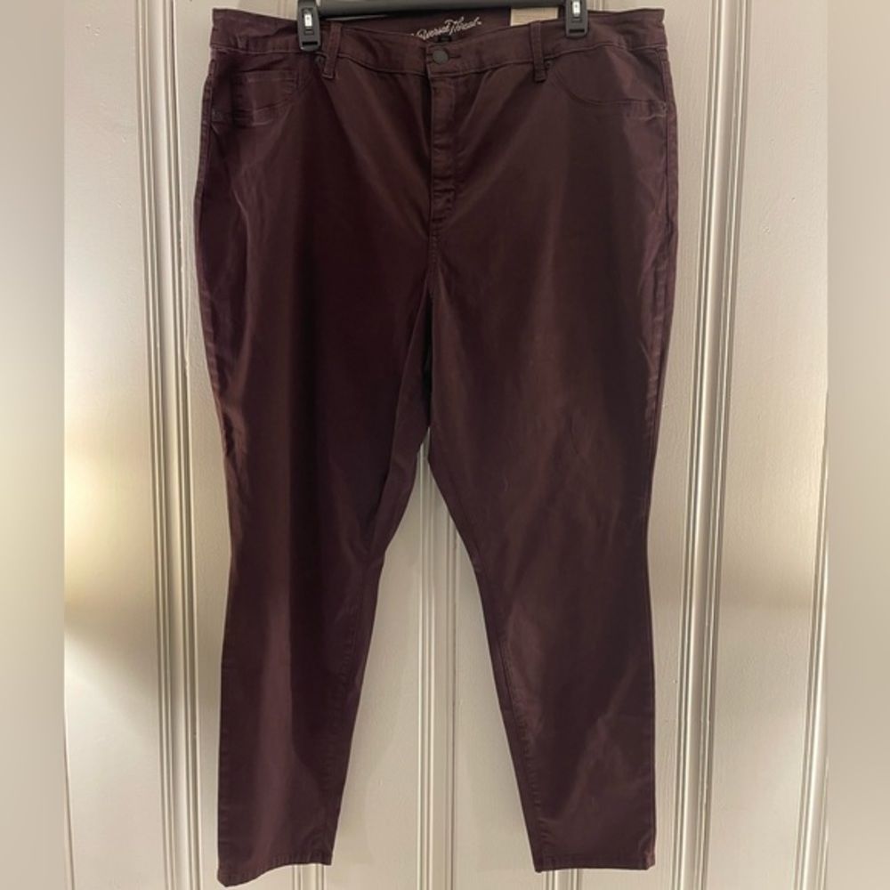 Universal Thread Women’s High Rise‎ Jegging